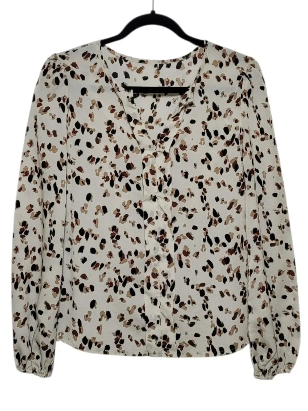 Emery Rose Allover Print Notched Neck Blouse Neutral Leopard Lantern Sleeve Top - Picture 1 of 9